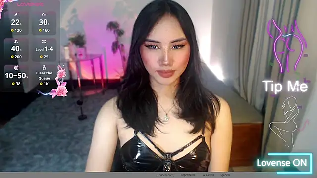 Snapshot of Divine_Goddesss chatting on 11.02.25 Divine Goddesss online show from 11.02.25