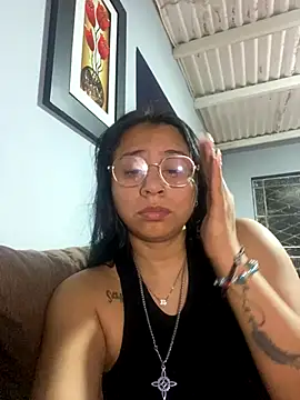 Snapshot of Rouus14 chatting on 09.25.25 Rouus14 online show from 09.25.25