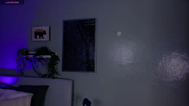 KeendraFox  online show from 04.06.26