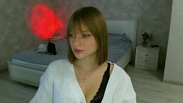 Snapshot of Miss_Diamond_Maria chatting on 10.02.25 Miss Diamond Maria online show from 10.02.25