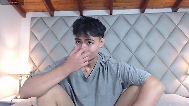 Clement Reyes online show from 10.18.25