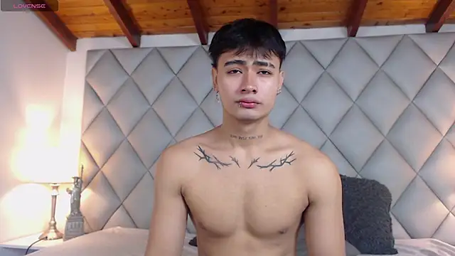 Clement Reyes online show from 10.21.25