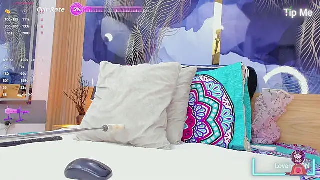 Snapshot of Anabacker01 chatting on 10.31.25 Anabacker01 online show from 10.31.25