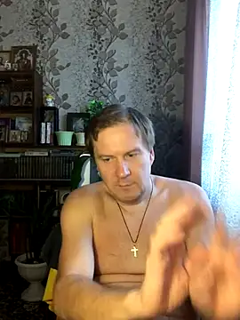 Snapshot of Night_Alex chatting on 09.23.25 Night Alex online show from 09.23.25