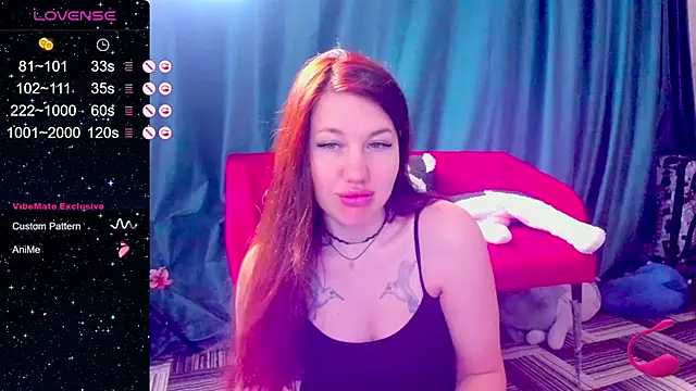 Snapshot of LillyLover_ chatting on 10.16.25 LillyLover  online show from 10.16.25