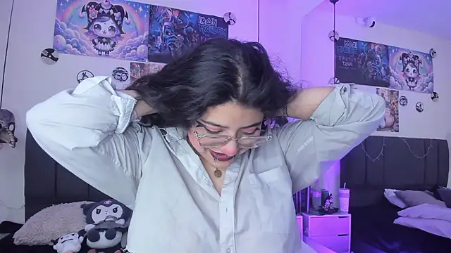 SabrinaV  online show from 03.24.26