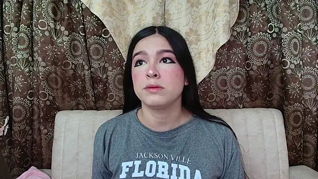 Snapshot of Dulcee_1 chatting on 10.16.25 Dulcee 1 online show from 10.16.25