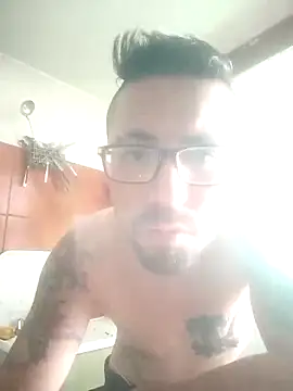 Snapshot of Lionardovssf35 chatting on 10.01.25 Lionardovssf35 online show from 10.01.25