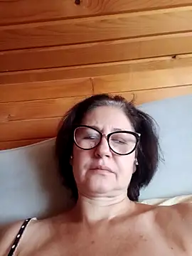 vikimoon11 online show from 09.25.25