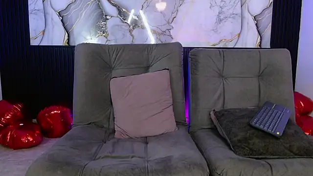 Snapshot of deivid_bigcock1 chatting on 10.12.25 deivid bigcock1 online show from 10.12.25