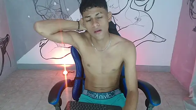 Snapshot of deivid_bigcock1 chatting on 10.13.25 deivid bigcock1 online show from 10.13.25