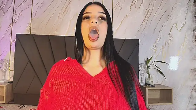 Snapshot of Luna_Scarlet1 chatting on 09.25.25 Luna Scarlet1 online show from 09.25.25