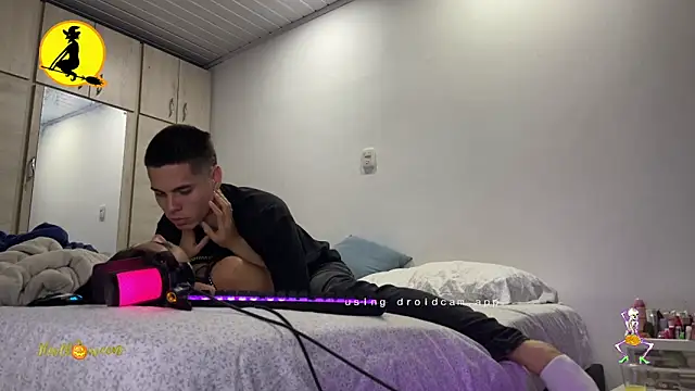 Snapshot of vipxxx2 chatting on 10.26.25 vipxxx2 online show from 10.26.25