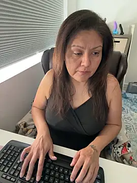 Snapshot of sw33th3art chatting on 02.27.26 sw33th3art online show from 02.27.26