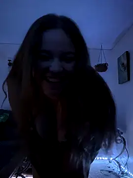 Snapshot of blondefun3818 chatting on 09.26.25 blondefun3818 online show from 09.26.25