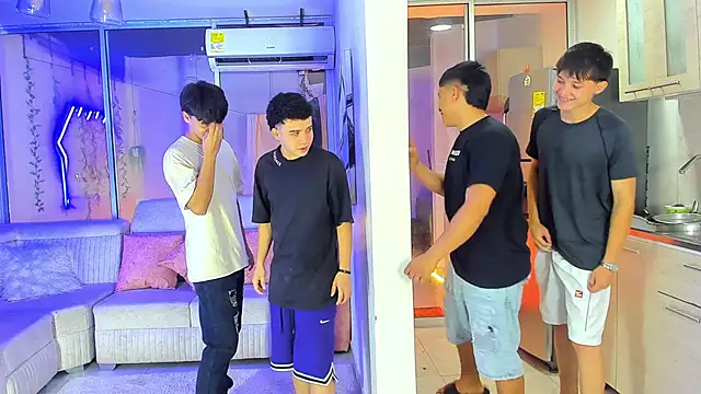 Houseofwarrios online show from 01.08.26