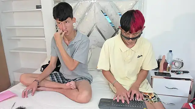 DemianSalvatore online show from 10.24.25