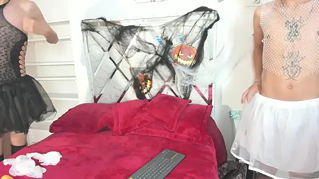 DemianSalvatore online show from 10.31.25