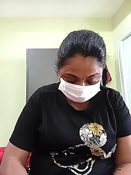 queendivya online show from 10.01.25