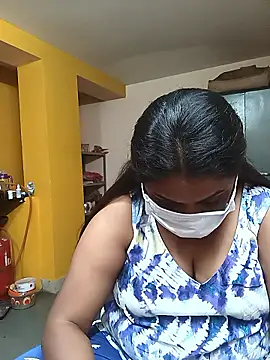 Snapshot of queendivya chatting on 01.17.26 queendivya online show from 01.17.26