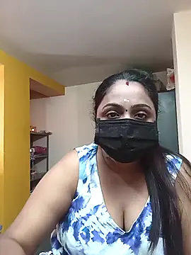 Snapshot of queendivya chatting on 02.01.26 queendivya online show from 02.01.26