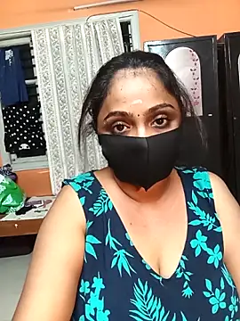 queendivya online show from 05.13.26