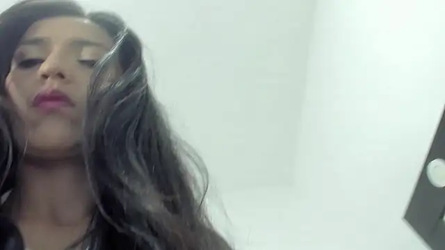 misshidalgo online show from 10.09.25