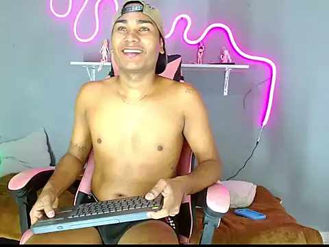 Snapshot of Imperial_lust chatting on 09.26.25 Imperial lust online show from 09.26.25