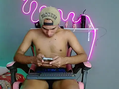 Snapshot of Imperial_lust chatting on 10.26.25 Imperial lust online show from 10.26.25