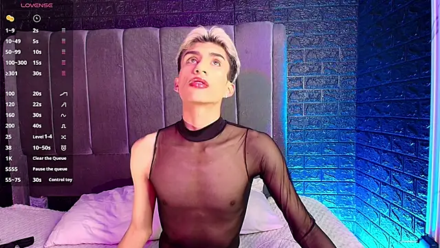 Erick Velveth online show from 11.14.25