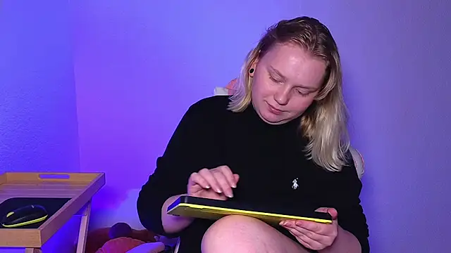 lame cat online show from 09.28.25