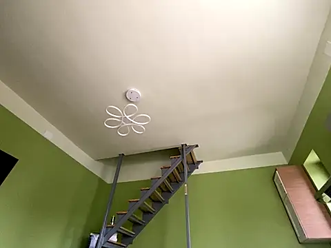 Snapshot of milky_mommy_getsfucked chatting on 11.17.25 milky mommy getsfucked online show from 11.17.25