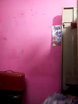 Snapshot of sanaya_3 chatting on 10.31.25 sanaya 3 online show from 10.31.25