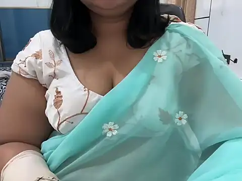 divya-jannu online show from 11.13.25