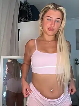 BabyBluexox online show from 06.04.26