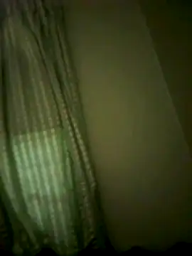 Snapshot of crish09 chatting on 10.31.25 crish09 online show from 10.31.25