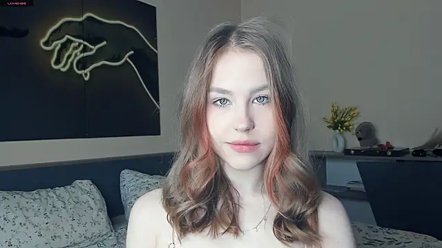 MaliaBourraine online show from 04.04.26