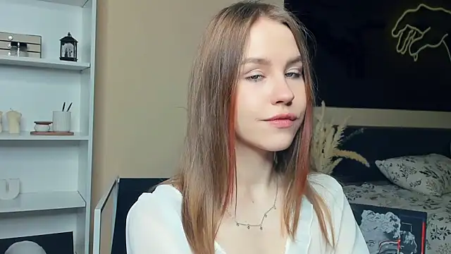 MaliaBourraine online show from 05.13.26