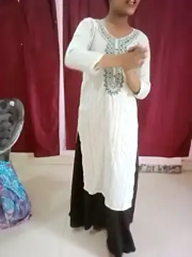 Snapshot of pari_rani7 chatting on 10.15.25 pari rani7 online show from 10.15.25