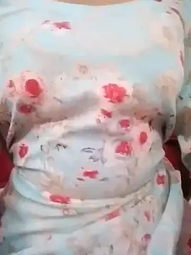 Snapshot of pari_rani7 chatting on 10.19.25 pari rani7 online show from 10.19.25