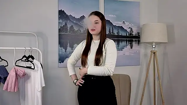 RhodaHillyard online show from 09.23.25