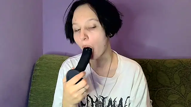 FoxyLina online show from 09.21.25