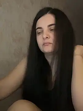 Snapshot of SweetBerryX chatting on 11.03.25 SweetBerryX online show from 11.03.25