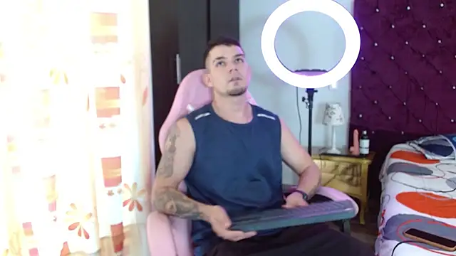 BooyHott  online show from 11.01.25