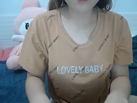 Snapshot of Hannie_26 chatting on 09.27.25 Hannie 26 online show from 09.27.25