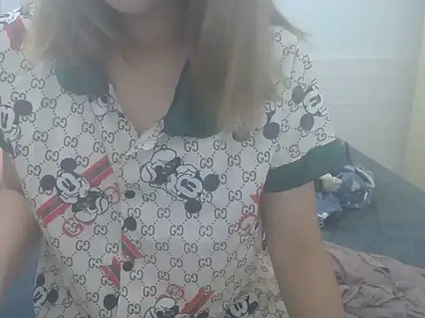 Snapshot of Hannie_26 chatting on 10.01.25 Hannie 26 online show from 10.01.25