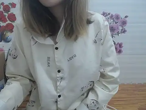 Snapshot of Hannie_26 chatting on 10.25.25 Hannie 26 online show from 10.25.25