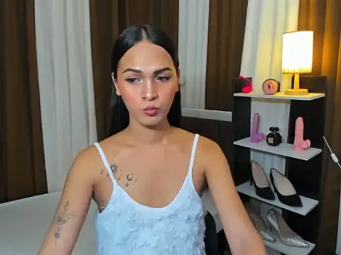 Sedictive Samantha online show from 10.26.25