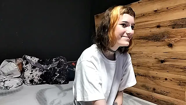 JenaeRadloff online show from 10.06.25