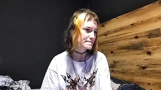 JenaeRadloff online show from 10.22.25